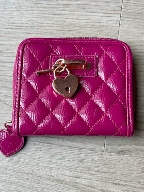 Y2K Quilted Vintage Heart & Key Wallet - Hot Pink